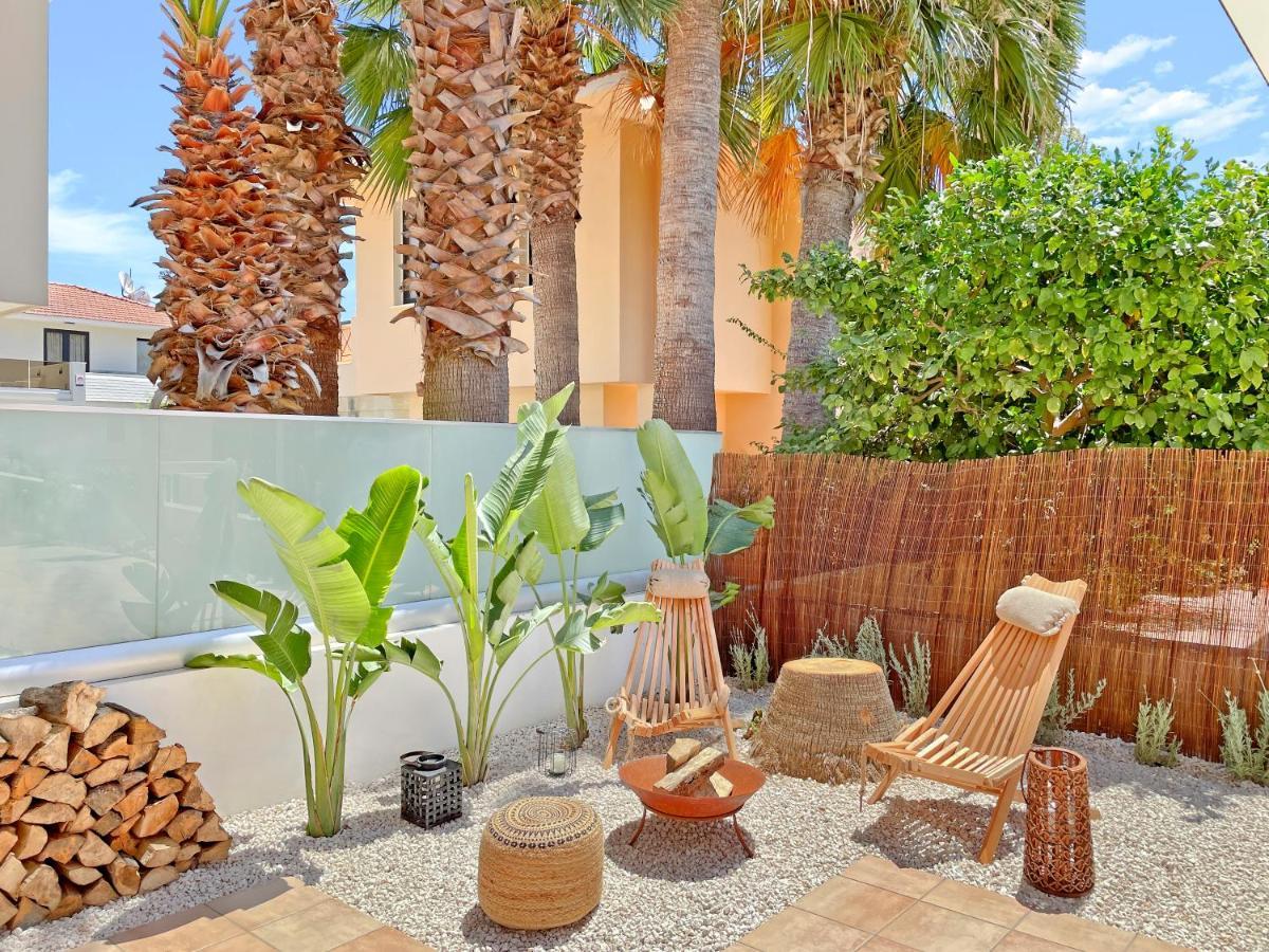 Villa Alba With Beach Access Larnaca Buitenkant foto